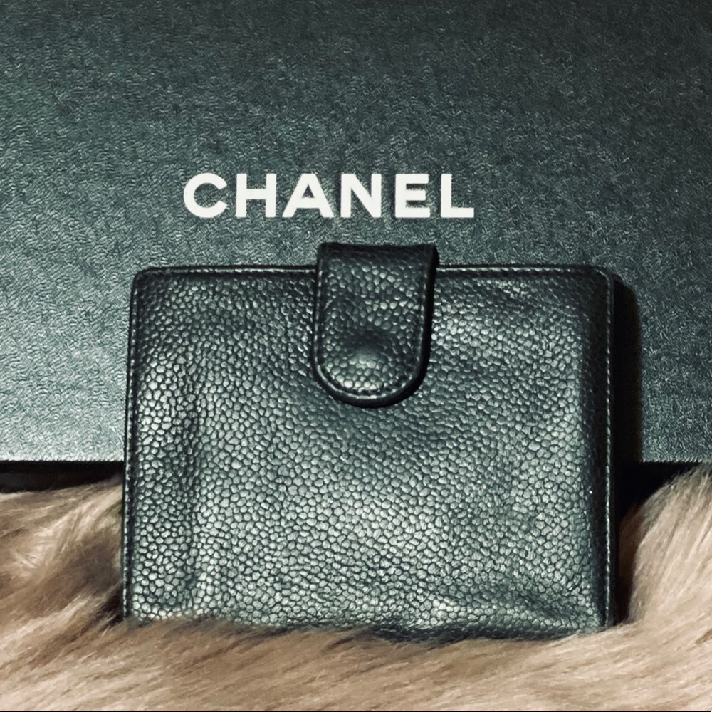 ‼️SOLD‼️🌸Chanel CC 🖤Black vintage wallet - Picture 2 of 8